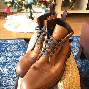 ALLEN EDMONDS Curry Captoe Leather Boots